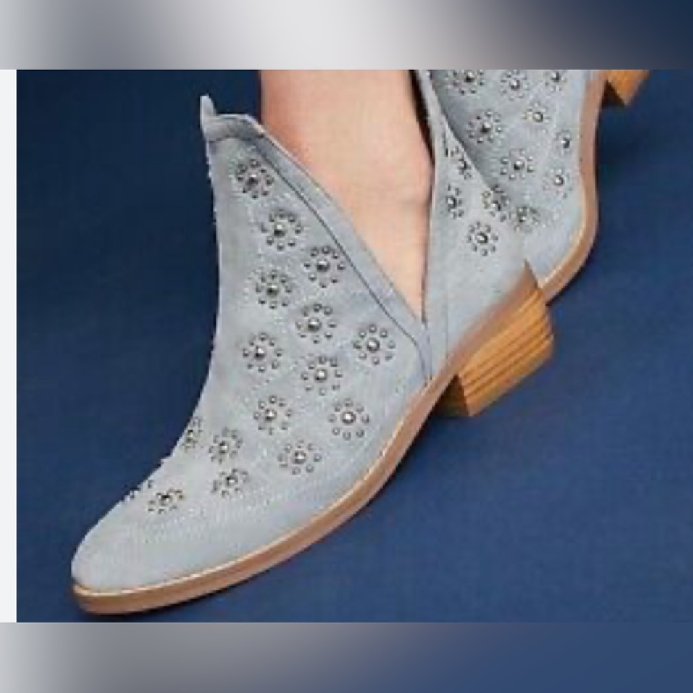 ANTHROPOLOGIIE SILENT D studded, gray suede ankle boots
